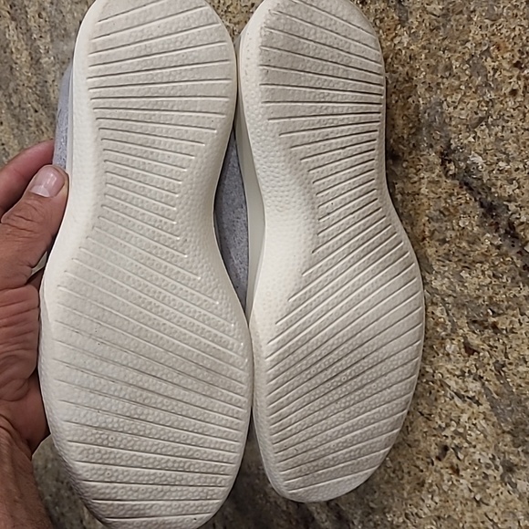 Allbirds Light Gray Wool Runners Size 8 - Picture 5 of 8